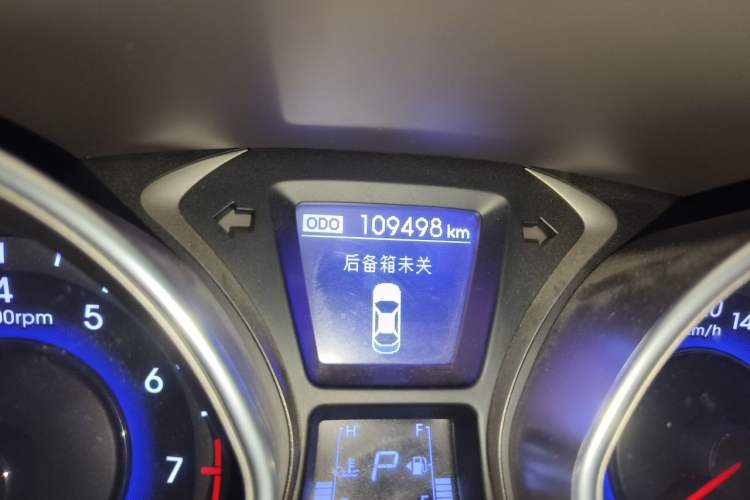 Used Hyundai Elantra (5th Generation / Langdong) 2013 1.6L Automatic Luxury Model Odometer Close Up