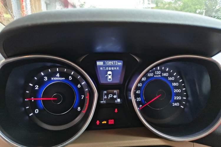 Used Hyundai Elantra (5th Generation / Langdong) 2013 1.6L Automatic Leading Model Odometer Close Up