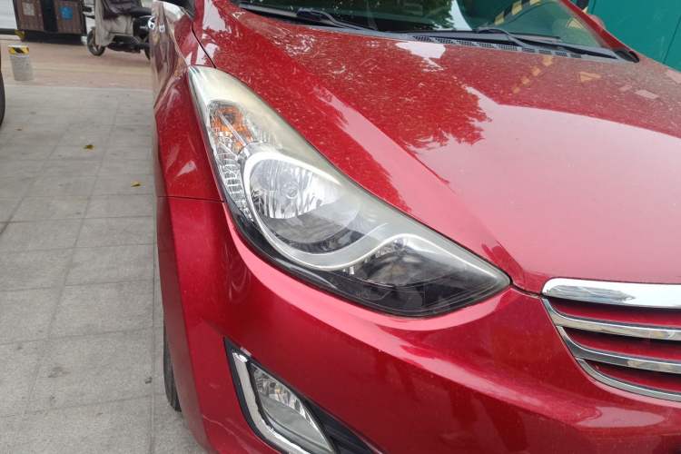 Used Hyundai Elantra (5th Generation / Langdong) 2013 1.6L Automatic Leading Model Right Front Headlight