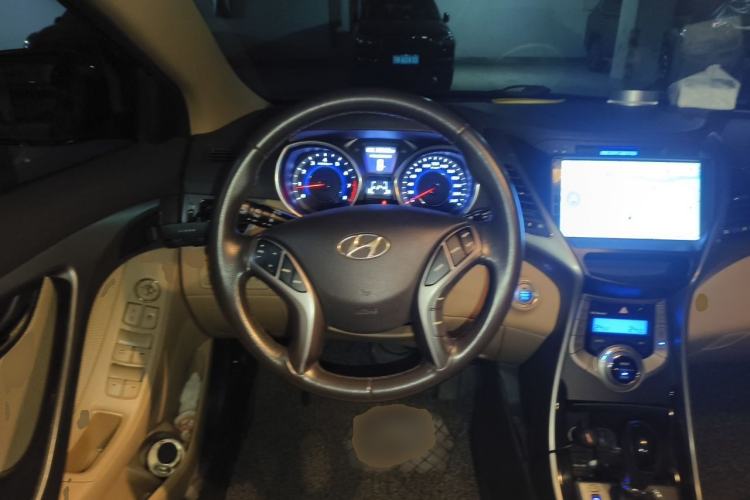 Used Hyundai Elantra (5th Generation / Langdong) 2013 1.6L Automatic Luxury Model Steering Wheel