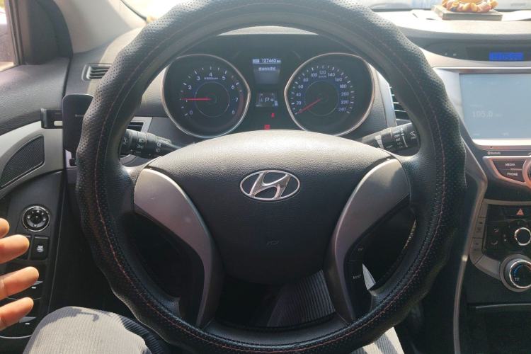 Used Hyundai Elantra (5th Generation / Langdong) 2013 1.6L Automatic Leading Model Steering Wheel