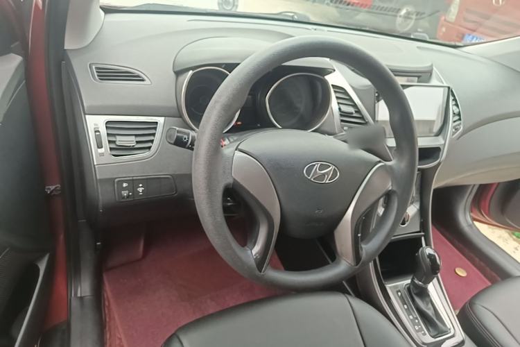 Used Hyundai Elantra (5th Generation / Langdong) 2013 1.6L Automatic Leading Model Steering Wheel