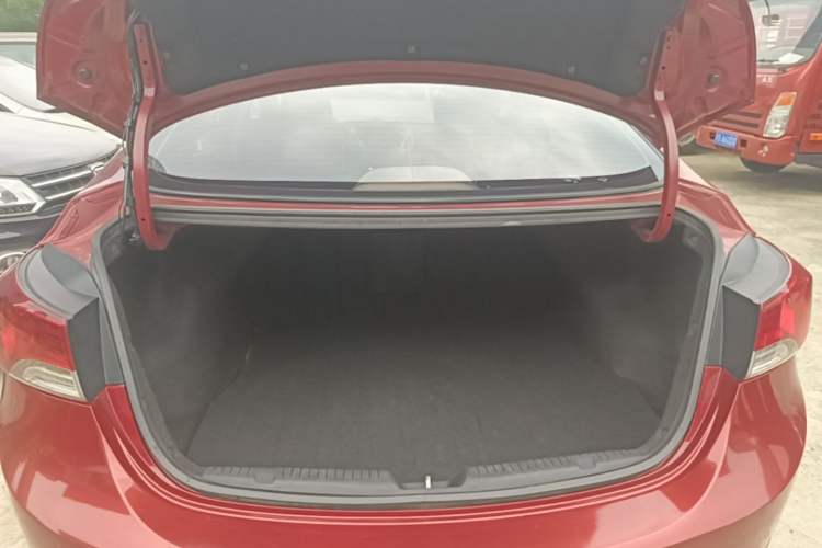 Used Hyundai Elantra (5th Generation / Langdong) 2013 1.6L Automatic Leading Model Trunk
