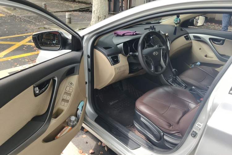 Used Hyundai Elantra (5th Generation / Langdong) 2013 1.6L Automatic Leading Model Driver Seat