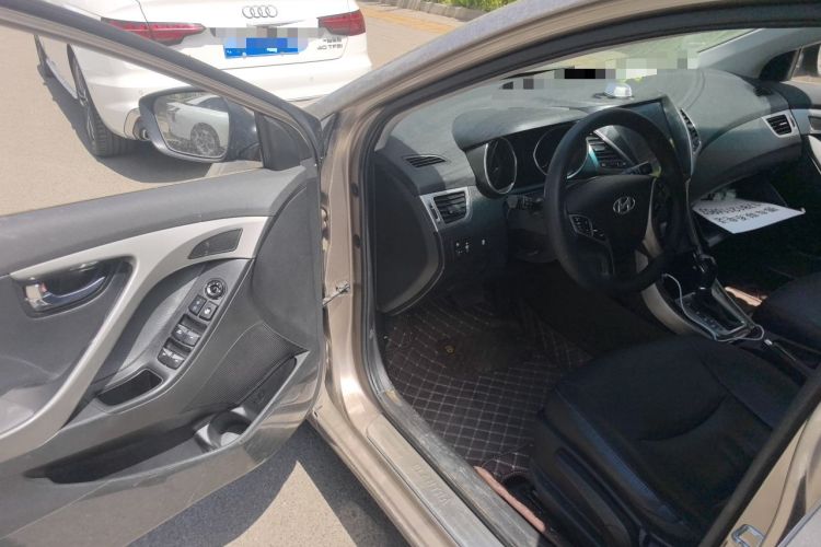 Used Hyundai Elantra (5th Generation / Langdong) 2013 1.6L Automatic Luxury Model Driver Seat