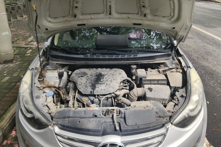 Used Hyundai Elantra (5th Generation / Langdong) 2013 1.6L Automatic Leading Model Engine Bay