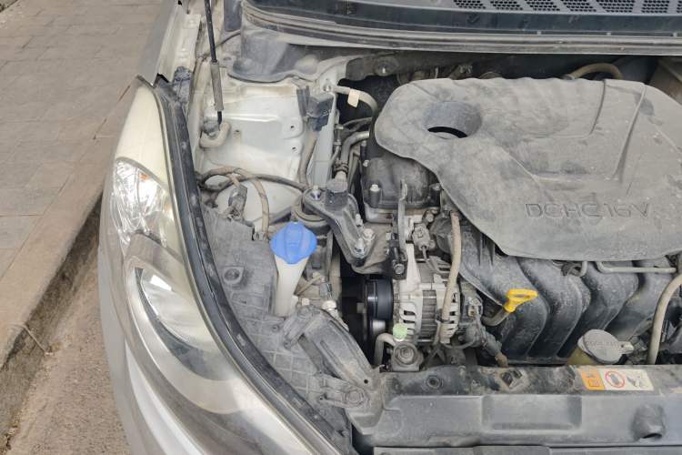 Used Hyundai Elantra (5th Generation / Langdong) 2013 1.6L Automatic Luxury Model Engine Bay Right