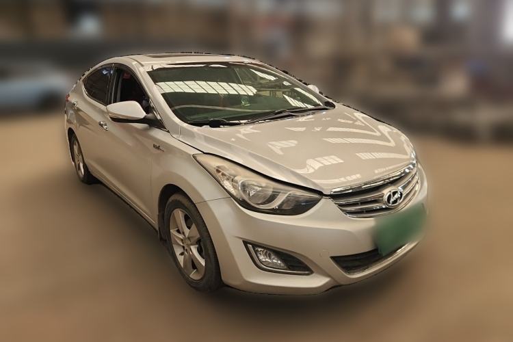 Used Hyundai Elantra (5th Generation / Langdong) 2013 1.6L Automatic Leading Model Front Right 45 Deg