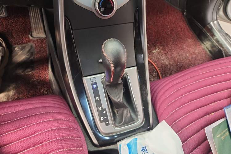 Used Hyundai Elantra (5th Generation / Langdong) 2013 1.6L Automatic Leading Model Gear Lever