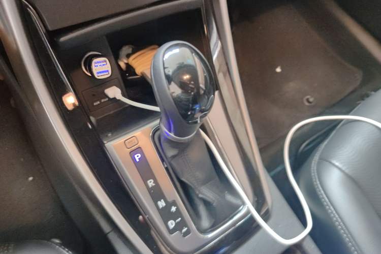 Used Hyundai Elantra (5th Generation / Langdong) 2013 1.6L Automatic Luxury Model Gear Lever