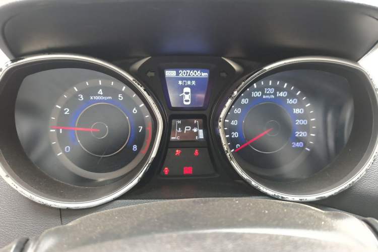 Used Hyundai Elantra (5th Generation / Langdong) 2013 1.6L Automatic Luxury Model Instrument Cluster