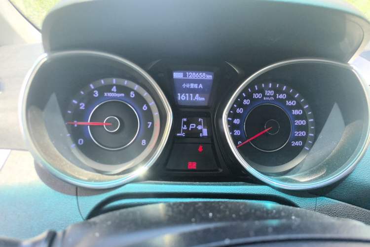 Used Hyundai Elantra (5th Generation / Langdong) 2013 1.6L Automatic Luxury Model Instrument Cluster