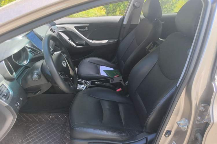 Used Hyundai Elantra (5th Generation / Langdong) 2013 1.6L Automatic Luxury Model Left Front Seat