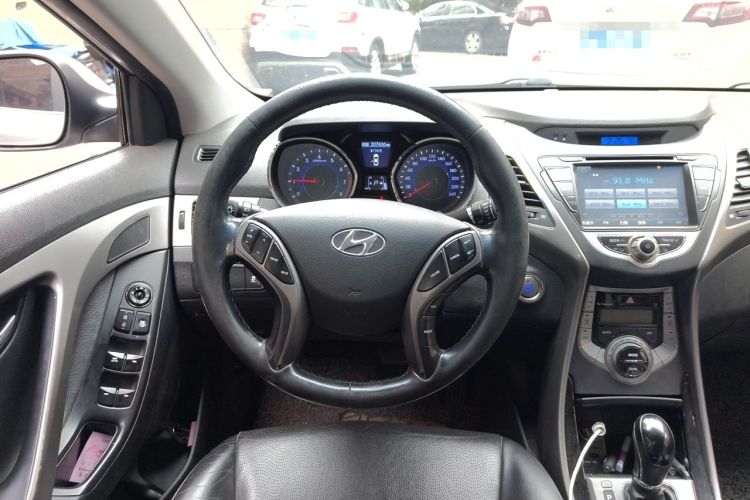 Used Hyundai Elantra (5th Generation / Langdong) 2013 1.6L Automatic Luxury Model Steering Wheel
