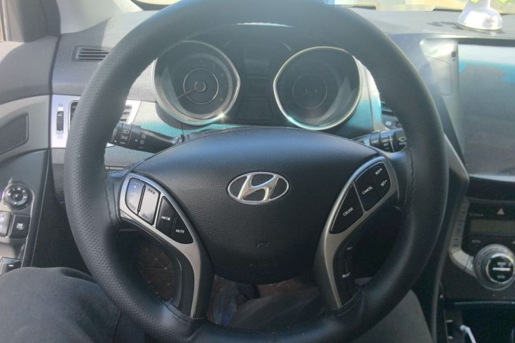 Used Hyundai Elantra (5th Generation / Langdong) 2013 1.6L Automatic Luxury Model Steering Wheel