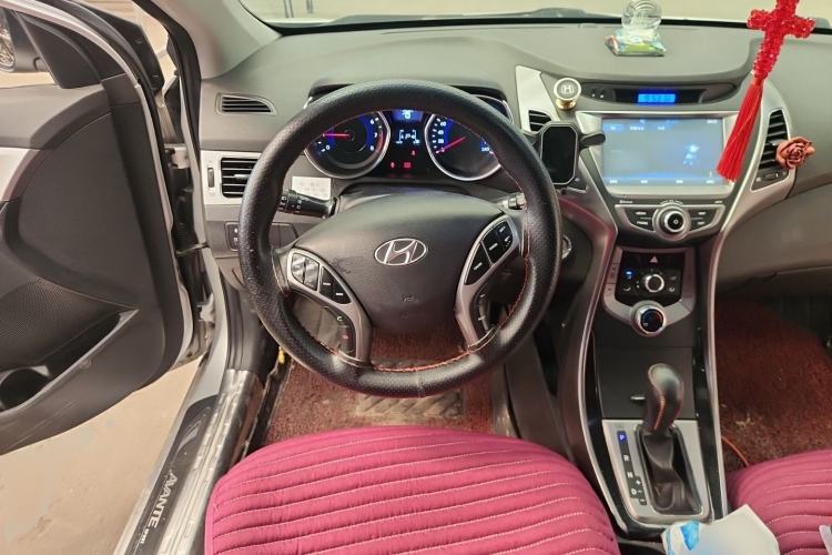 Used Hyundai Elantra (5th Generation / Langdong) 2013 1.6L Automatic Leading Model Steering Wheel