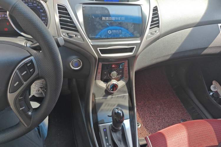 Used Hyundai Elantra (5th Generation / Langdong) 2013 1.6L Automatic Leading Model Audio And AC Panel