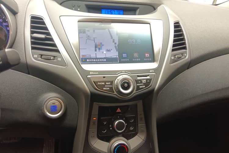Used Hyundai Elantra (5th Generation / Langdong) 2013 1.6L Automatic Leading Model Audio And AC Panel