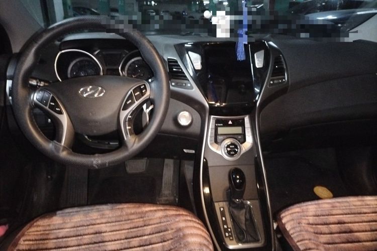 Used Hyundai Elantra (5th Generation / Langdong) 2013 1.6L Automatic Luxury Model Center Console