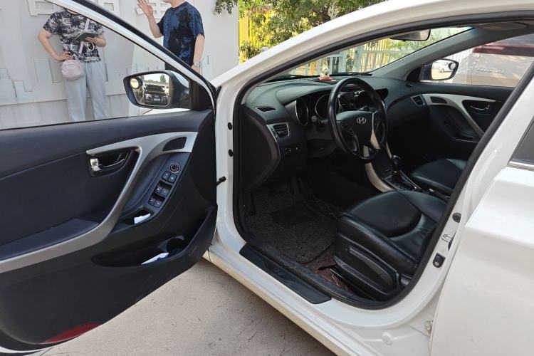 Used Hyundai Elantra (5th Generation / Langdong) 2013 1.6L Automatic Luxury Model Driver Seat