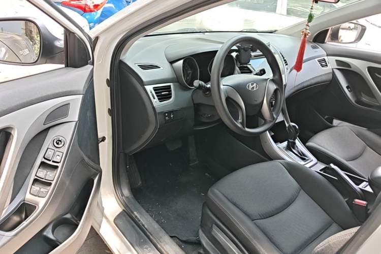 Used Hyundai Elantra (5th Generation / Langdong) 2013 1.6L Automatic Leading Model Driver Seat