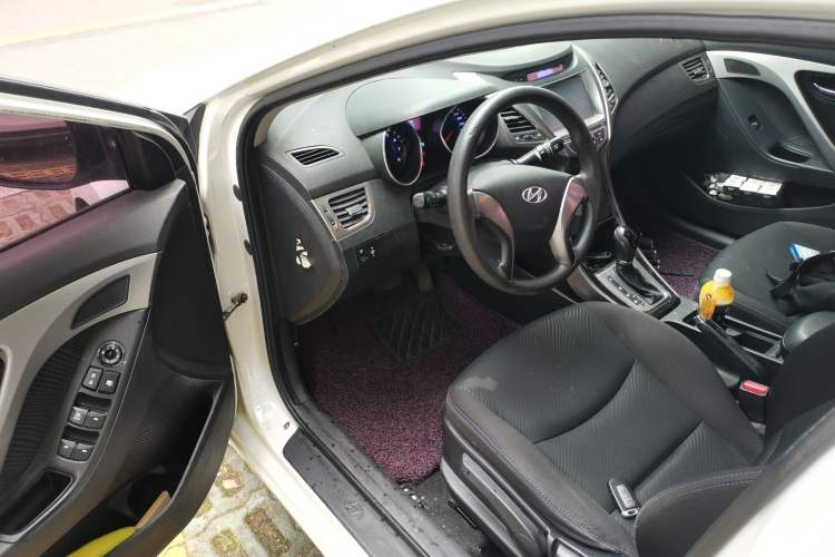 Used Hyundai Elantra (5th Generation / Langdong) 2013 1.6L Automatic Leading Model Driver Seat