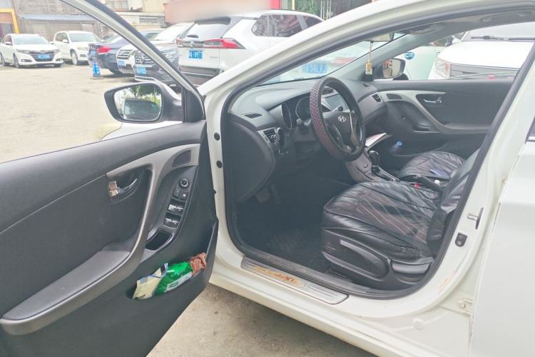 Used Hyundai Elantra (5th Generation / Langdong) 2013 1.6L Automatic Luxury Model Driver Seat