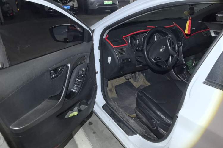 Used Hyundai Elantra (5th Generation / Langdong) 2013 1.6L Automatic Luxury Model Driver Seat