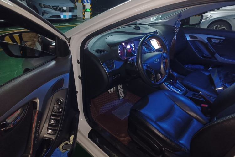 Used Hyundai Elantra (5th Generation / Langdong) 2013 1.6L Automatic Luxury Model Driver Seat