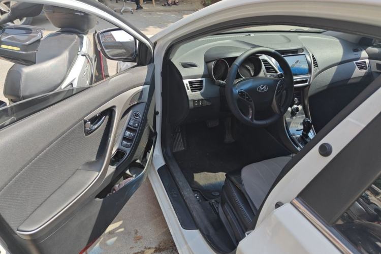 Used Hyundai Elantra (5th Generation / Langdong) 2013 1.6L Automatic Leading Model Driver Seat