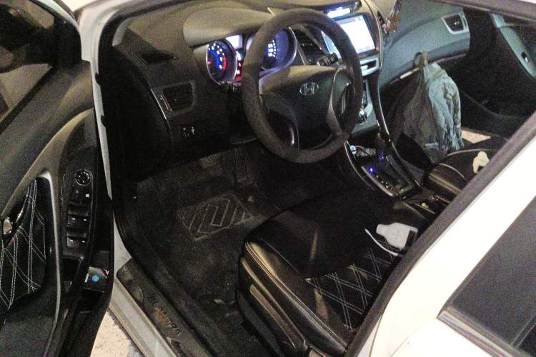Used Hyundai Elantra (5th Generation / Langdong) 2013 1.6L Automatic Leading Model Driver Seat