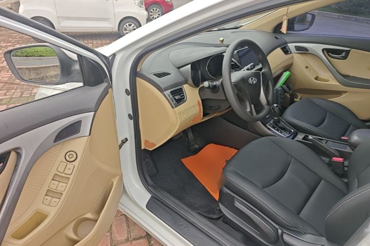 Used Hyundai Elantra (5th Generation / Langdong) 2013 1.6L Automatic Leading Model Driver Seat