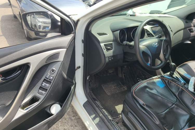 Used Hyundai Elantra (5th Generation / Langdong) 2013 1.6L Automatic Leading Model Driver Seat