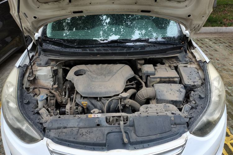 Used Hyundai Elantra (5th Generation / Langdong) 2013 1.6L Automatic Leading Model Engine Bay