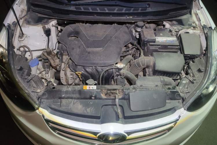 Used Hyundai Elantra (5th Generation / Langdong) 2013 1.6L Automatic Luxury Model Engine Bay