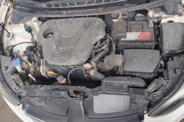 Used Hyundai Elantra (5th Generation / Langdong) 2013 1.6L Automatic Leading Model Engine Bay