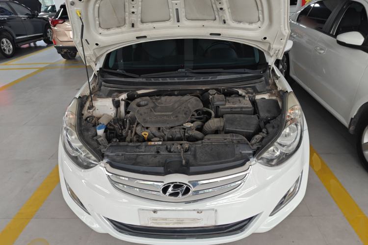 Used Hyundai Elantra (5th Generation / Langdong) 2013 1.6L Automatic Luxury Model Engine Bay