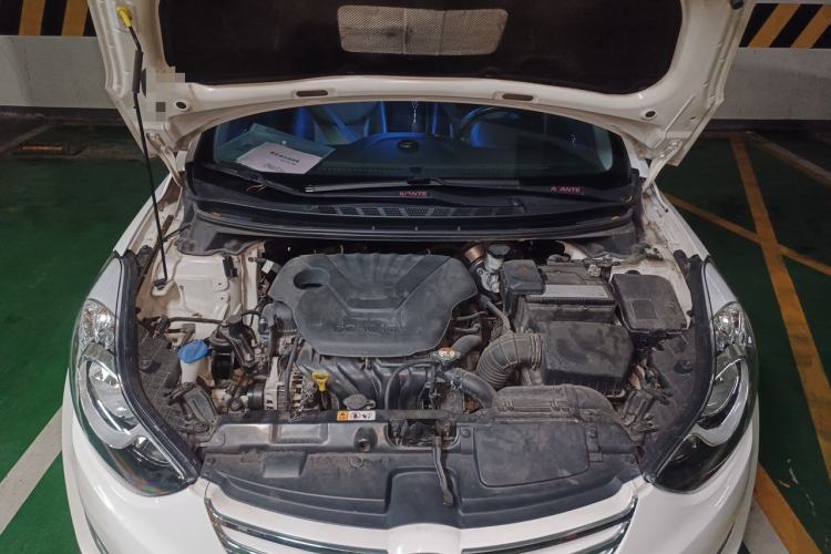 Used Hyundai Elantra (5th Generation / Langdong) 2013 1.6L Automatic Luxury Model Engine Bay
