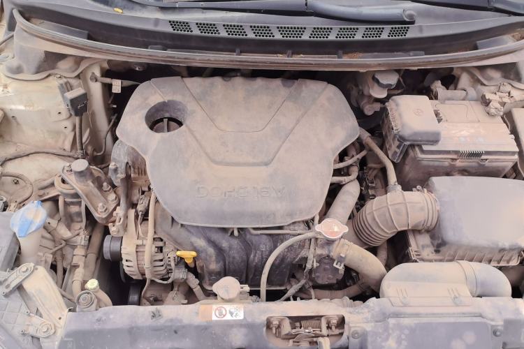 Used Hyundai Elantra (5th Generation / Langdong) 2013 1.6L Automatic Luxury Model Engine Bay