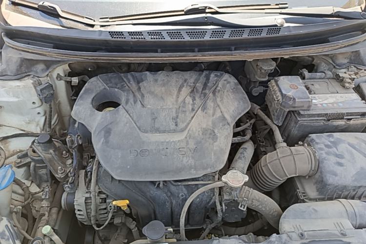 Used Hyundai Elantra (5th Generation / Langdong) 2013 1.6L Automatic Luxury Model Engine Bay