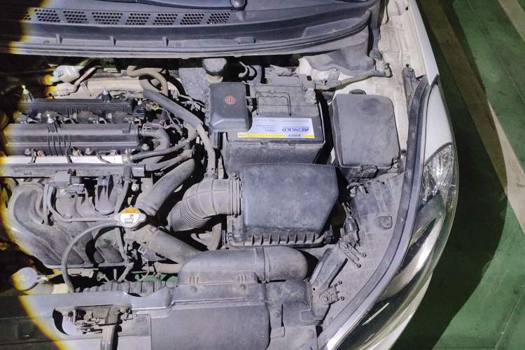 Used Hyundai Elantra (5th Generation / Langdong) 2013 1.6L Automatic Luxury Model Engine Bay Left
