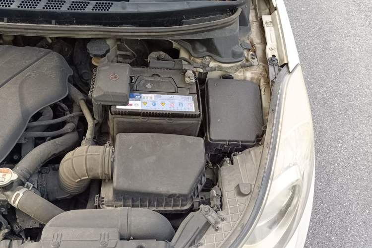 Used Hyundai Elantra (5th Generation / Langdong) 2013 1.6L Automatic Leading Model Engine Bay Left