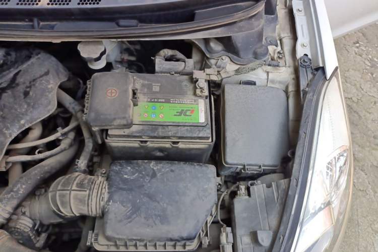 Used Hyundai Elantra (5th Generation / Langdong) 2013 1.6L Automatic Luxury Model Engine Bay Left