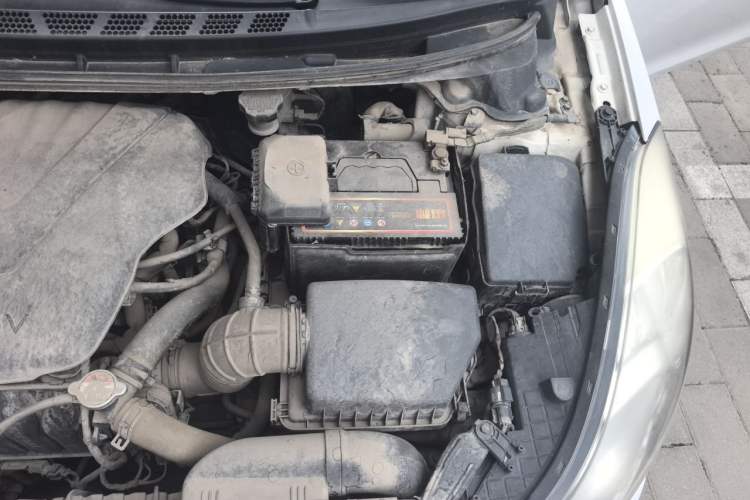 Used Hyundai Elantra (5th Generation / Langdong) 2013 1.6L Automatic Leading Model Engine Bay Left