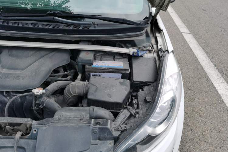 Used Hyundai Elantra (5th Generation / Langdong) 2013 1.6L Automatic Leading Model Engine Bay Left
