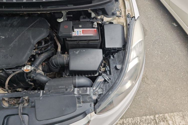 Used Hyundai Elantra (5th Generation / Langdong) 2013 1.6L Automatic Leading Model Engine Bay Left