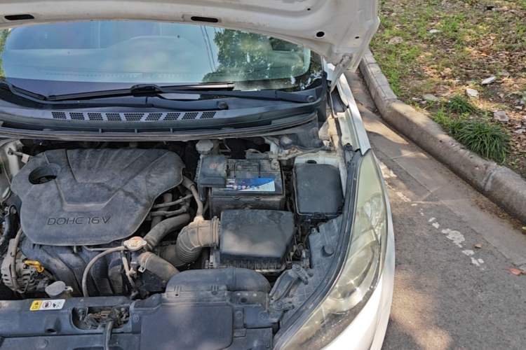 Used Hyundai Elantra (5th Generation / Langdong) 2013 1.6L Automatic Leading Model Engine Bay Left