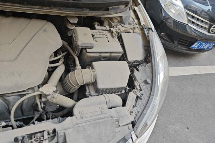 Used Hyundai Elantra (5th Generation / Langdong) 2013 1.6L Automatic Luxury Model Engine Bay Left