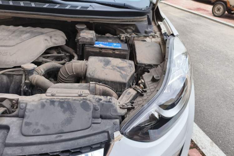 Used Hyundai Elantra (5th Generation / Langdong) 2013 1.6L Automatic Leading Model Engine Bay Left