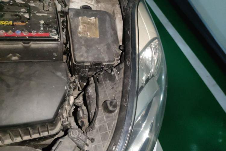 Used Hyundai Elantra (5th Generation / Langdong) 2013 1.6L Automatic Leading Model Engine Bay Left